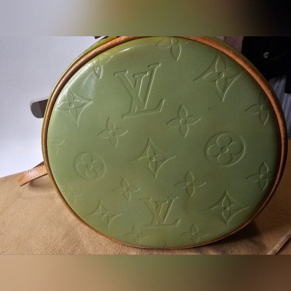 Louis Vuitton Bedford Vernis Shoulder Bag Purse. With Dustbag included. VI0929 - Picture 8 of 13